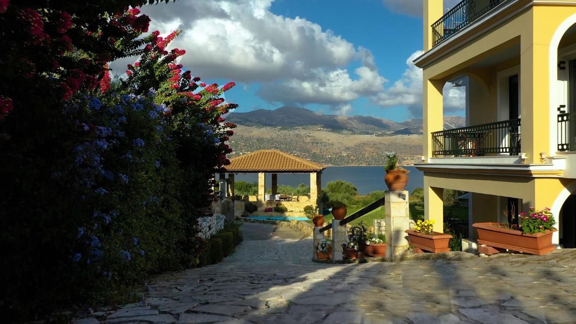 Remenata Apartment Lixouri Bagian luar foto